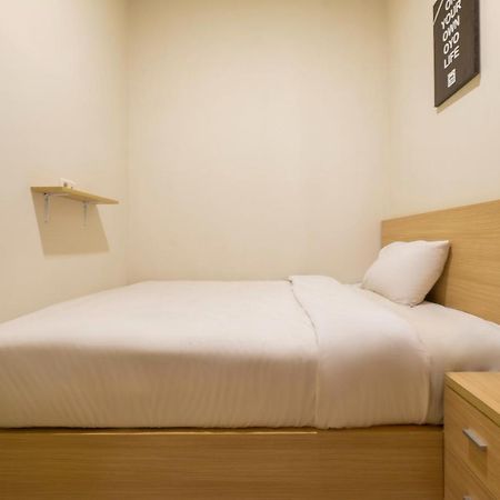 Oyo Life 2673 Rosewood Residence Karawang Exterior foto